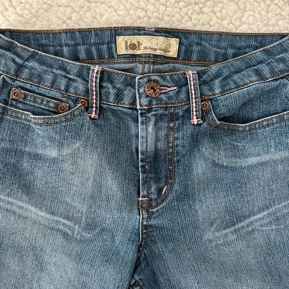 lei Women's Blue Boot Cut Jeans with Pink Accents - Picture 1 of 3